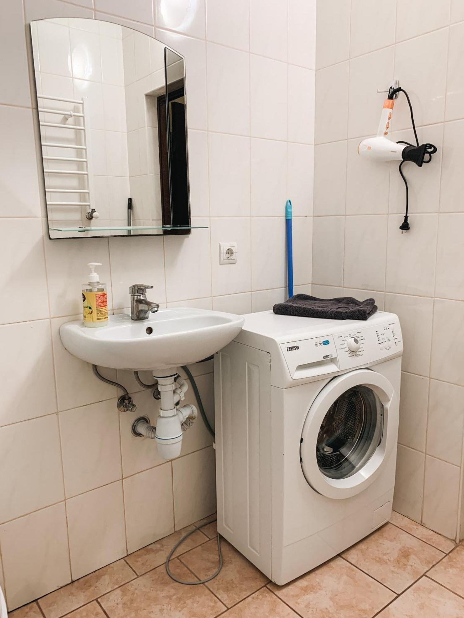 Apartments Domovik Мостова 5 Кв 38 Mukačevo Exteriér fotografie